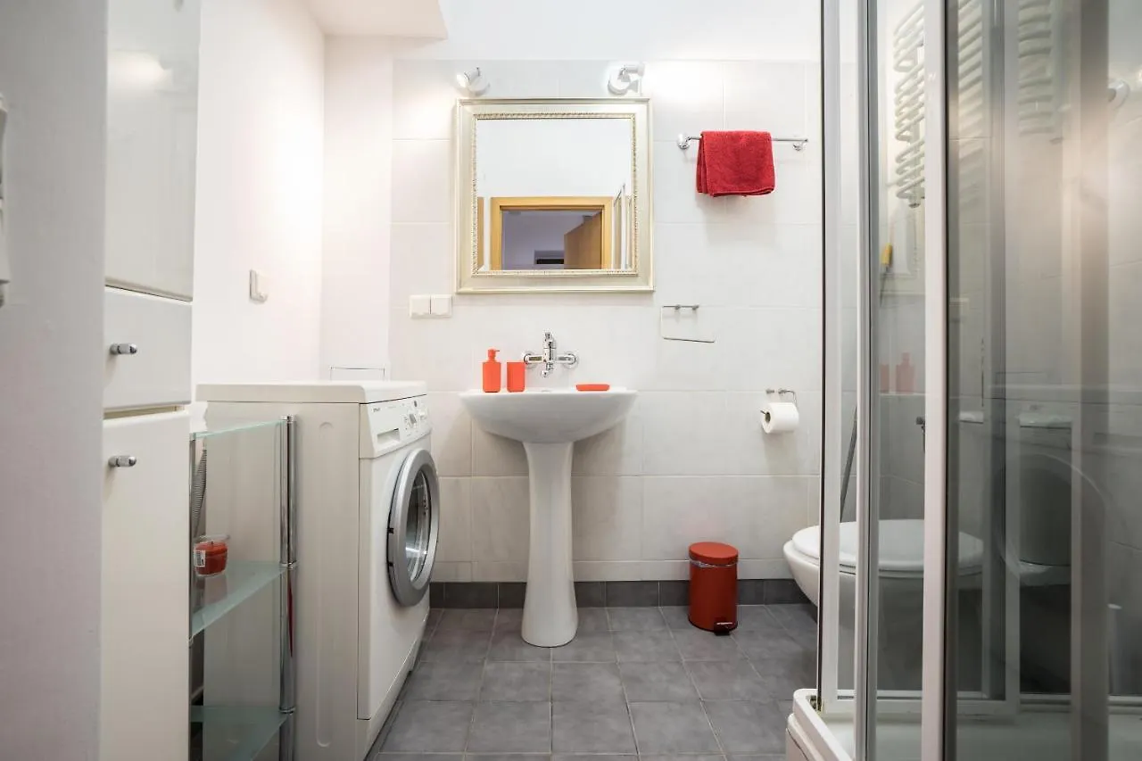Elegant Apartment Ordynacka Warszawa Polen
