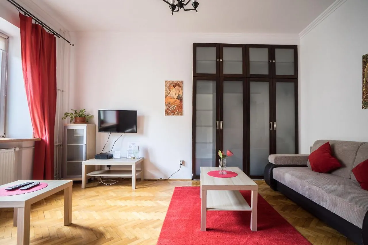 Elegant Apartment Ordynacka وارسو