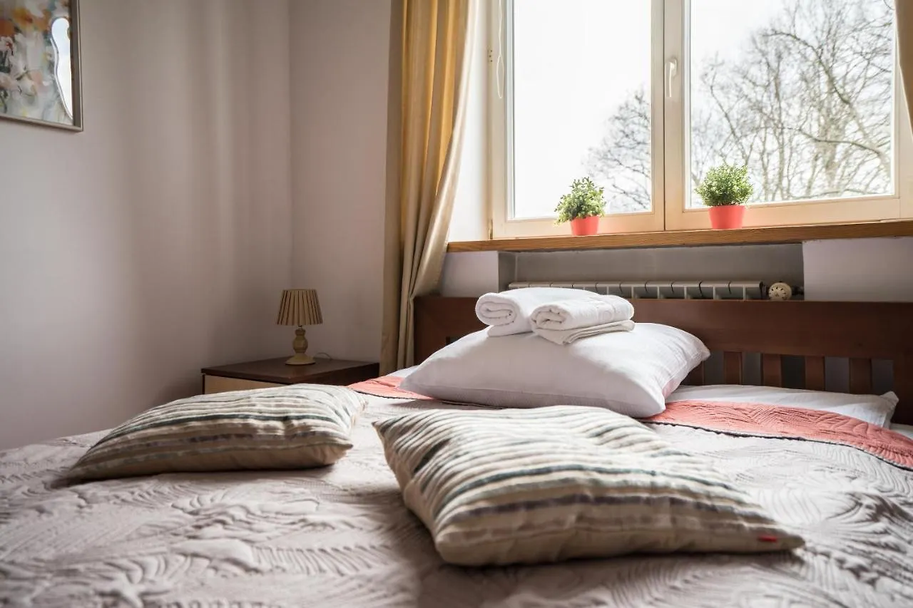 Elegant Apartment Ordynacka وارسو