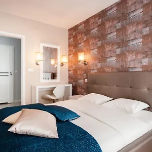 Exclusive Apartahotel Breslavia